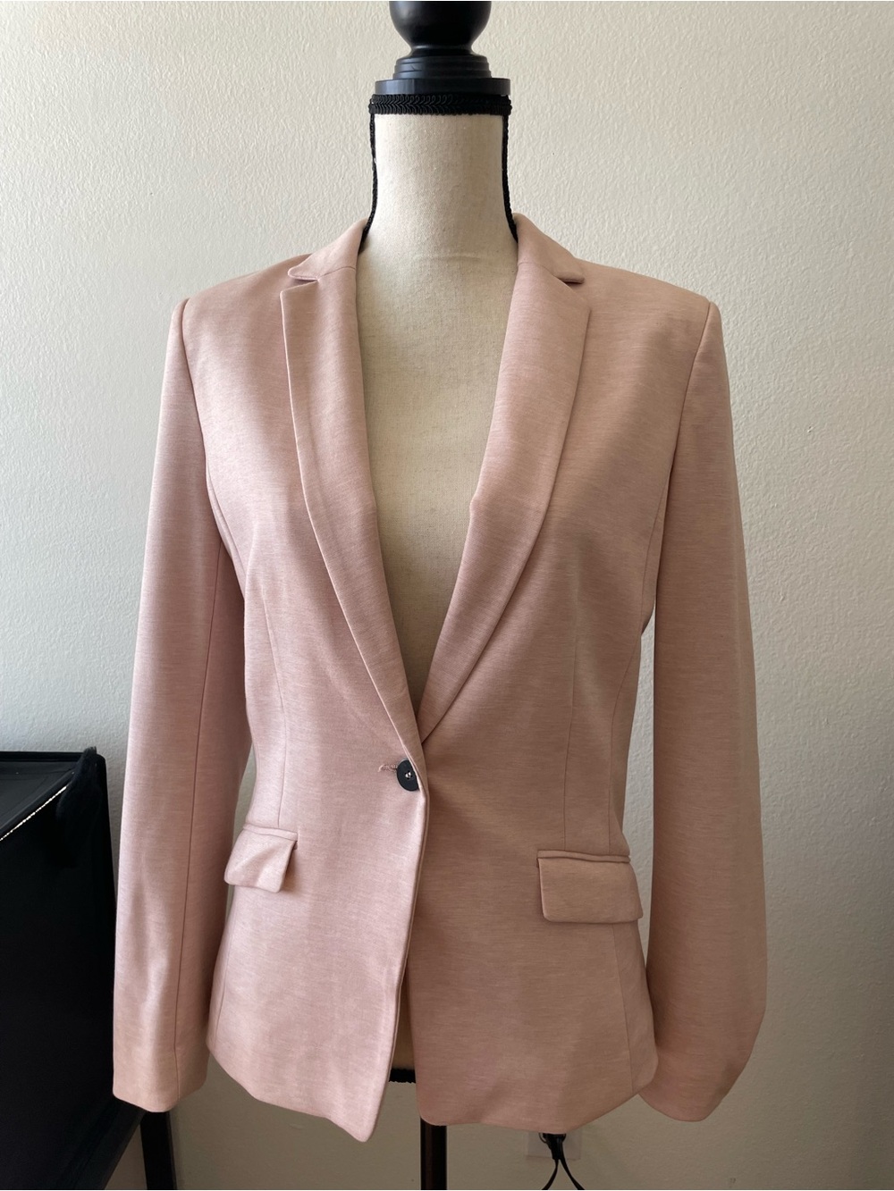 H&M Blush Pink Blazer – Size 8